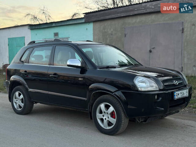 Хендай Туксон, объемом двигателя 2 л и пробегом 360 тыс. км за 6300 $, фото 6 на Automoto.ua