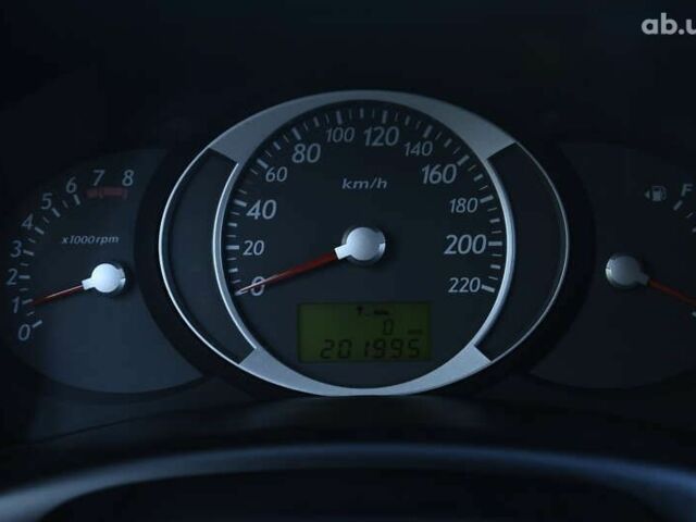 Хендай Туксон, об'ємом двигуна 2 л та пробігом 201 тис. км за 8300 $, фото 16 на Automoto.ua