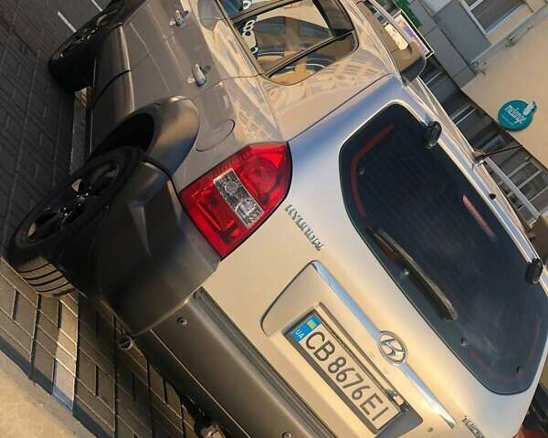 Хендай Туксон, об'ємом двигуна 1.98 л та пробігом 243 тис. км за 8400 $, фото 11 на Automoto.ua