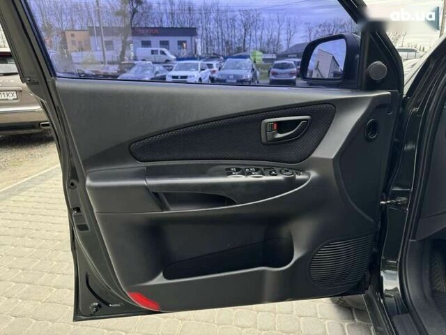 Хендай Туксон, об'ємом двигуна 0 л та пробігом 132 тис. км за 7999 $, фото 14 на Automoto.ua