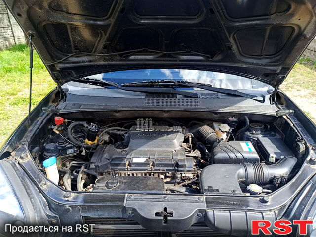 Хендай Туксон, объемом двигателя 2 л и пробегом 220 тыс. км за 7750 $, фото 9 на Automoto.ua