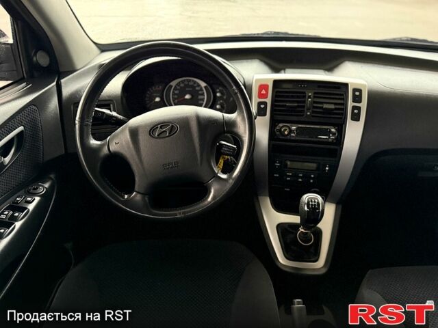 Хендай Туксон 2008 в Вознесенске на Automoto.ua Хендай Туксон, объемом двигателя 2 л и пробегом 257 тыс. км за 7800 $, фото 11 на Automoto.ua