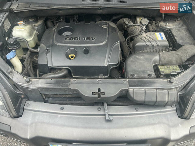 Хендай Туксон, объемом двигателя 2 л и пробегом 213 тыс. км за 8300 $, фото 10 на Automoto.ua