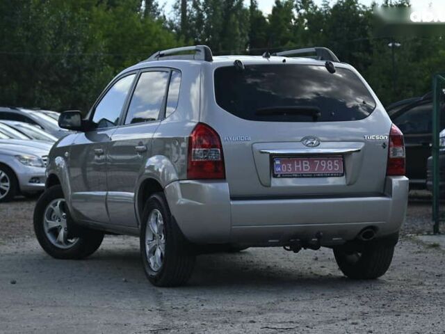 Хендай Туксон, объемом двигателя 2 л и пробегом 201 тыс. км за 8400 $, фото 5 на Automoto.ua