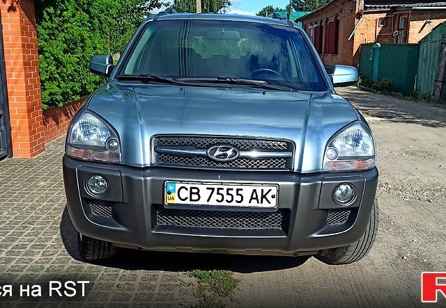 Хендай Туксон, объемом двигателя 2 л и пробегом 209 тыс. км за 8000 $, фото 4 на Automoto.ua