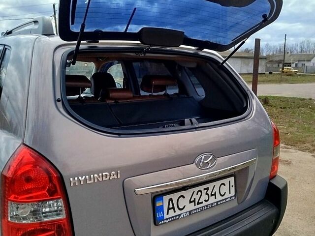 Хендай Туксон, об'ємом двигуна 2 л та пробігом 245 тис. км за 8500 $, фото 8 на Automoto.ua