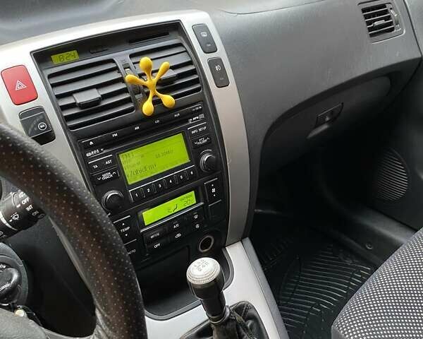 Хендай Туксон, об'ємом двигуна 1.98 л та пробігом 335 тис. км за 5900 $, фото 10 на Automoto.ua