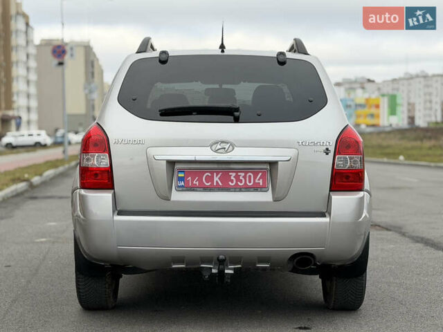 Хендай Туксон, об'ємом двигуна 1.98 л та пробігом 168 тис. км за 8899 $, фото 3 на Automoto.ua