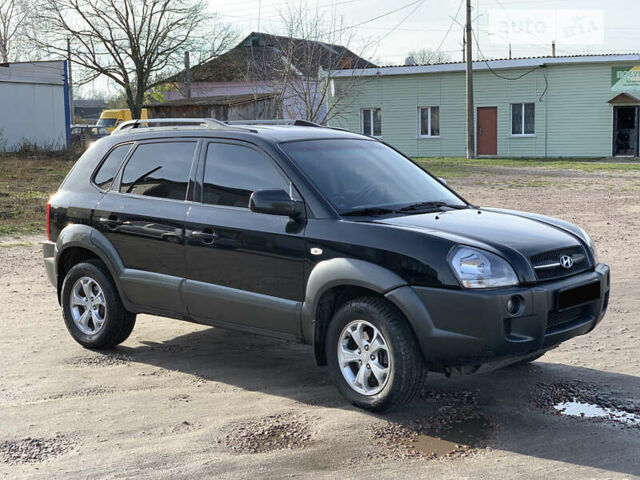 Хендай Туксон, об'ємом двигуна 2 л та пробігом 180 тис. км за 9600 $, фото 6 на Automoto.ua