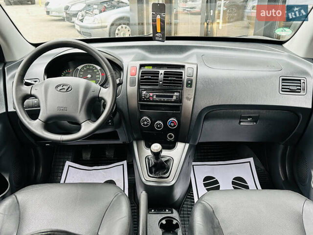 Хендай Туксон, объемом двигателя 2 л и пробегом 190 тыс. км за 8900 $, фото 21 на Automoto.ua