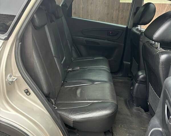 Хендай Туксон, объемом двигателя 2.7 л и пробегом 219 тыс. км за 8200 $, фото 8 на Automoto.ua