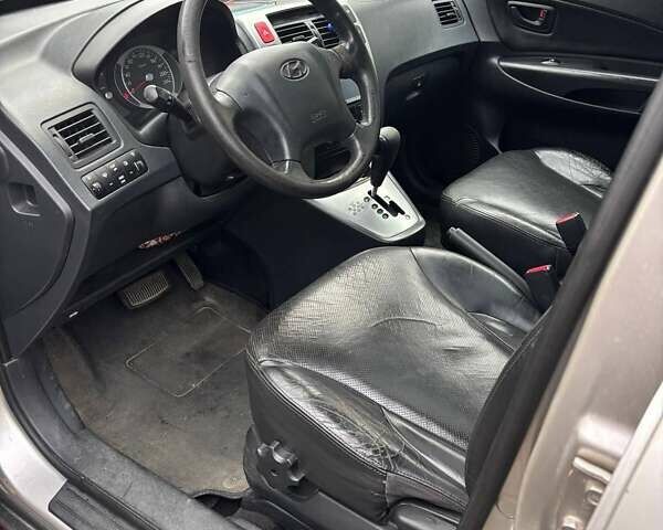 Хендай Туксон, объемом двигателя 2.7 л и пробегом 219 тыс. км за 8200 $, фото 5 на Automoto.ua