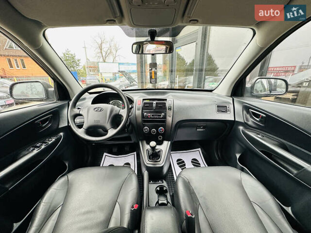 Хендай Туксон, объемом двигателя 2 л и пробегом 190 тыс. км за 8900 $, фото 24 на Automoto.ua