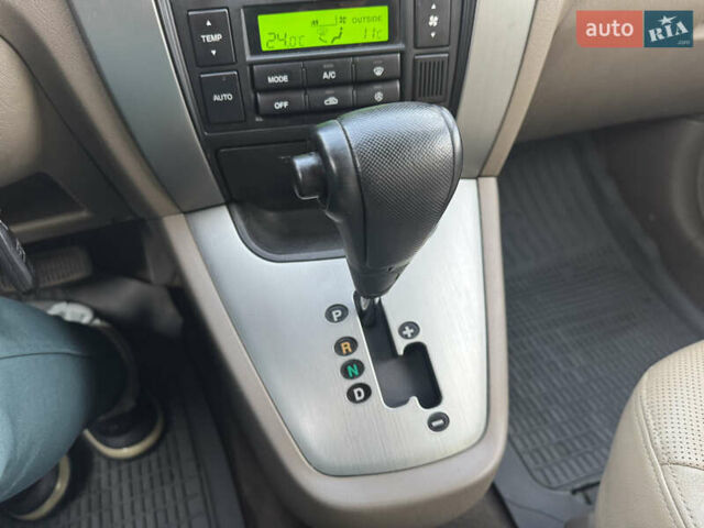 Хендай Туксон, объемом двигателя 2 л и пробегом 163 тыс. км за 8300 $, фото 21 на Automoto.ua