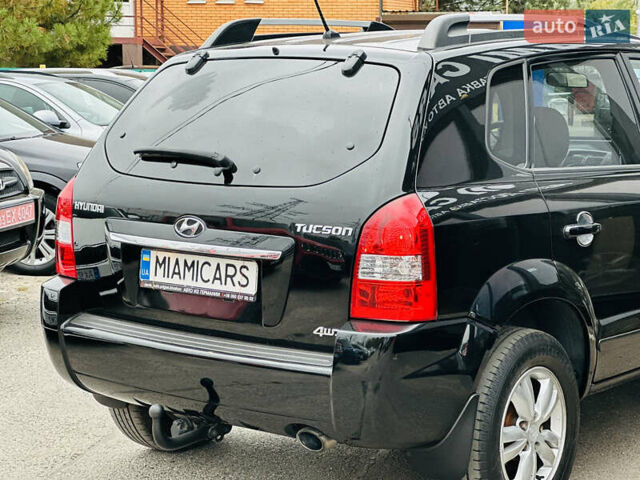 Хендай Туксон, объемом двигателя 2 л и пробегом 190 тыс. км за 8900 $, фото 4 на Automoto.ua
