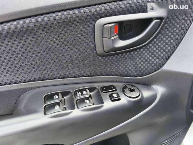 Хендай Туксон, об'ємом двигуна 0 л та пробігом 112 тис. км за 10950 $, фото 9 на Automoto.ua