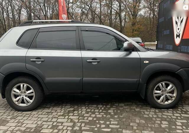 Хендай Туксон, об'ємом двигуна 0 л та пробігом 174 тис. км за 9500 $, фото 9 на Automoto.ua