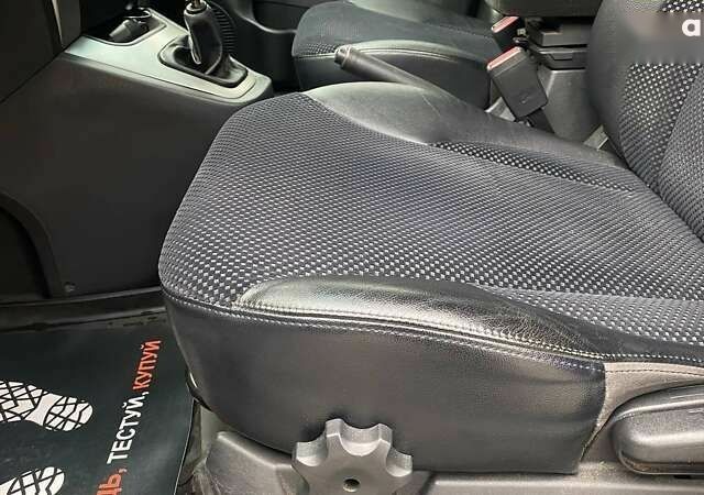 Хендай Туксон, об'ємом двигуна 0 л та пробігом 174 тис. км за 9500 $, фото 13 на Automoto.ua