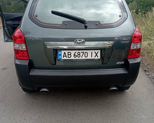 Хендай Туксон, объемом двигателя 2 л и пробегом 192 тыс. км за 9300 $, фото 3 на Automoto.ua