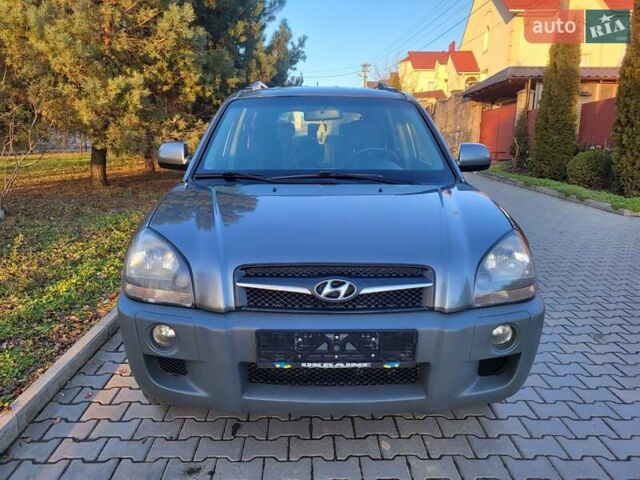 Хендай Туксон, объемом двигателя 2 л и пробегом 213 тыс. км за 10400 $, фото 36 на Automoto.ua
