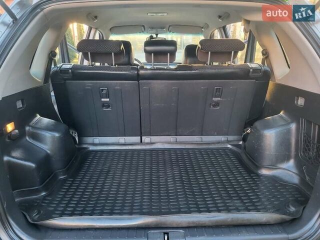 Хендай Туксон, объемом двигателя 2 л и пробегом 213 тыс. км за 10400 $, фото 63 на Automoto.ua