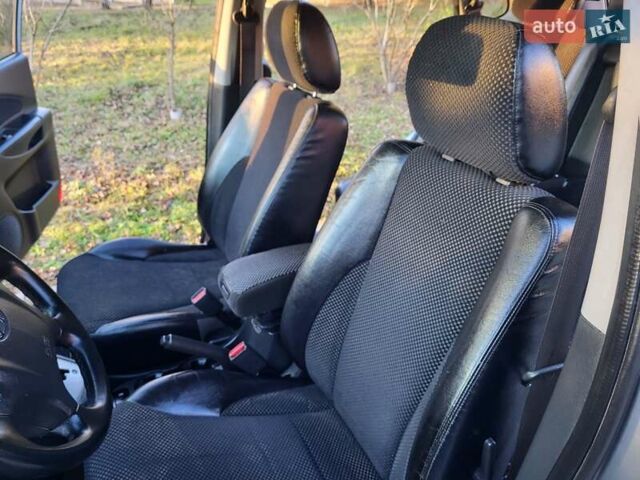 Хендай Туксон, объемом двигателя 2 л и пробегом 213 тыс. км за 10400 $, фото 77 на Automoto.ua