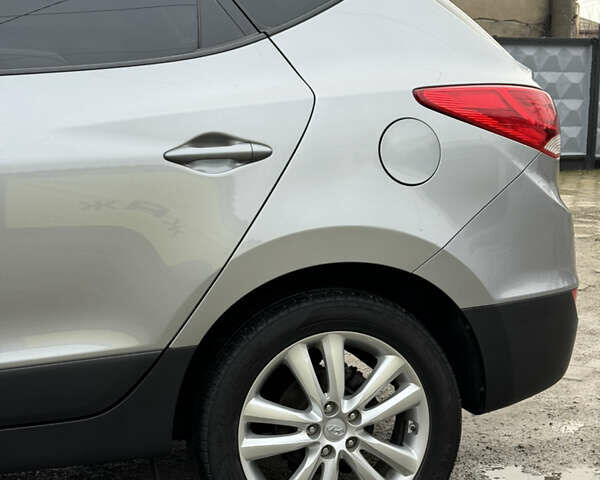 Хендай Туксон, объемом двигателя 2 л и пробегом 187 тыс. км за 14700 $, фото 11 на Automoto.ua