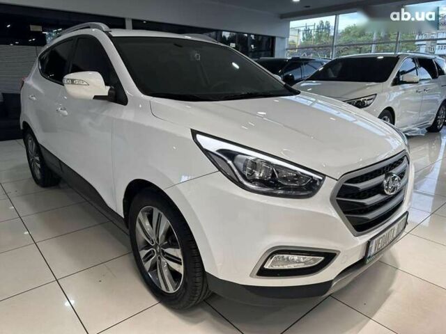 Хендай Туксон, об'ємом двигуна 2 л та пробігом 161 тис. км за 15500 $, фото 2 на Automoto.ua