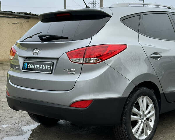 Хендай Туксон, объемом двигателя 2 л и пробегом 187 тыс. км за 14700 $, фото 14 на Automoto.ua