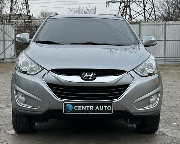 Хендай Туксон, объемом двигателя 2 л и пробегом 187 тыс. км за 14700 $, фото 9 на Automoto.ua