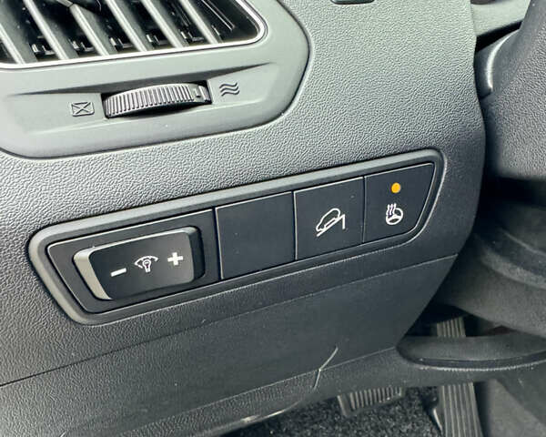 Хендай Туксон, объемом двигателя 2 л и пробегом 187 тыс. км за 14700 $, фото 19 на Automoto.ua