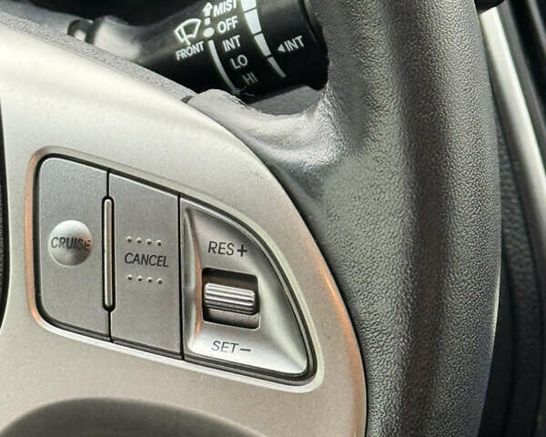 Хендай Туксон, объемом двигателя 2 л и пробегом 187 тыс. км за 14700 $, фото 26 на Automoto.ua