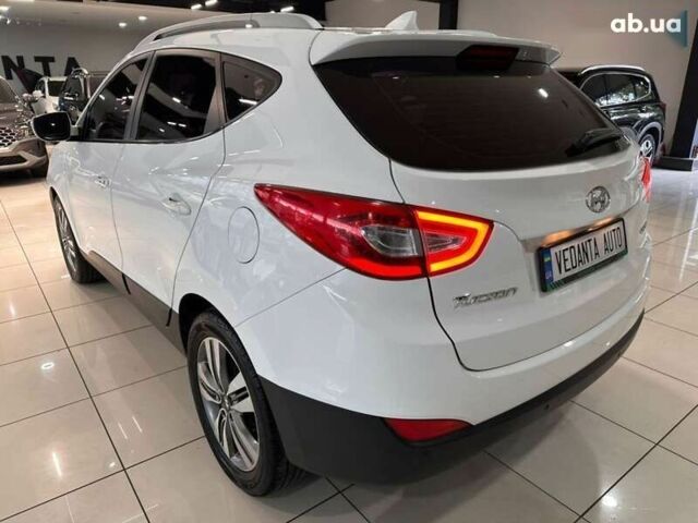 Хендай Туксон, об'ємом двигуна 2 л та пробігом 161 тис. км за 15500 $, фото 7 на Automoto.ua