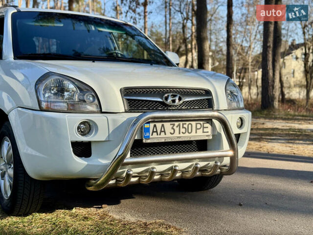 Хендай Туксон, объемом двигателя 1.98 л и пробегом 70 тыс. км за 8400 $, фото 5 на Automoto.ua