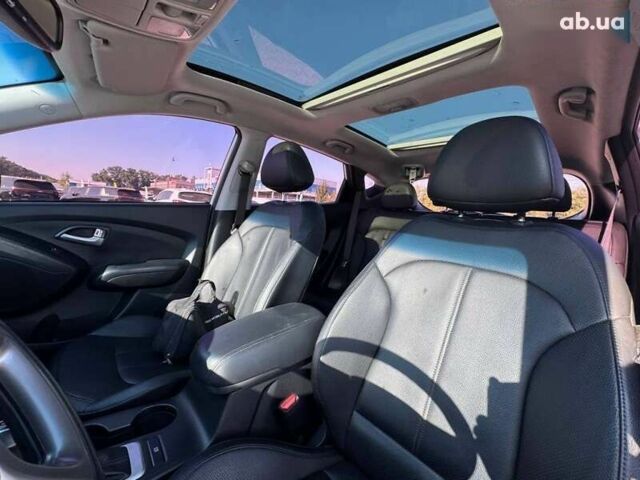 Хендай Туксон 2014 у Києві на Automoto.ua Хендай Туксон, об'ємом двигуна 2 л та пробігом 156 тис. км за 15500 $, фото 13 на Automoto.ua