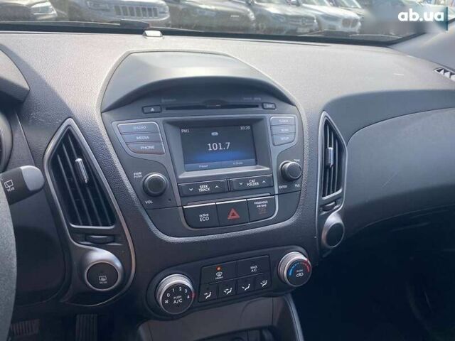 Хендай Туксон, об'ємом двигуна 2 л та пробігом 180 тис. км за 13900 $, фото 14 на Automoto.ua