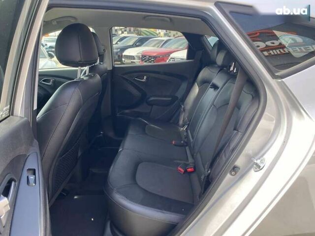Хендай Туксон, об'ємом двигуна 2 л та пробігом 180 тис. км за 13900 $, фото 18 на Automoto.ua