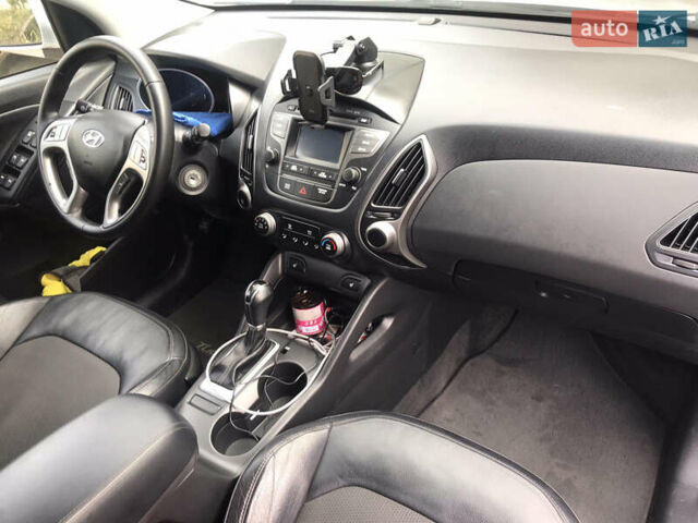Хендай Туксон, об'ємом двигуна 2.4 л та пробігом 130 тис. км за 14800 $, фото 8 на Automoto.ua