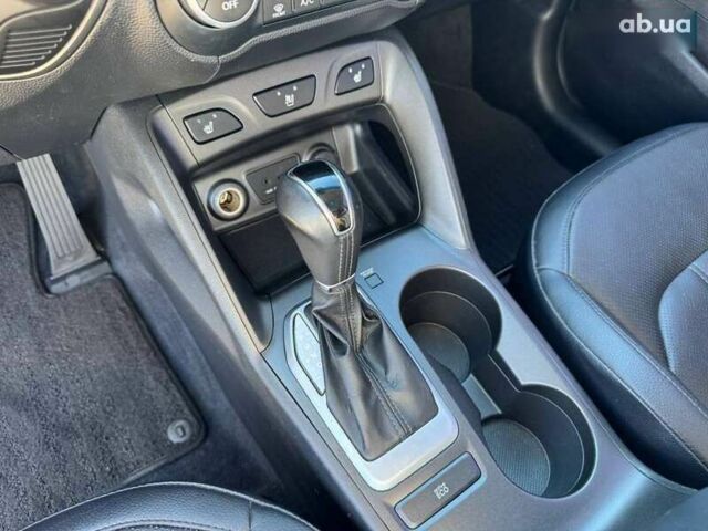 Хендай Туксон 2014 у Києві на Automoto.ua Хендай Туксон, об'ємом двигуна 2 л та пробігом 156 тис. км за 15500 $, фото 12 на Automoto.ua
