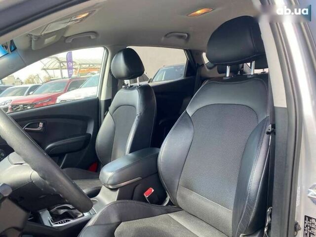 Хендай Туксон, об'ємом двигуна 2 л та пробігом 180 тис. км за 13900 $, фото 17 на Automoto.ua