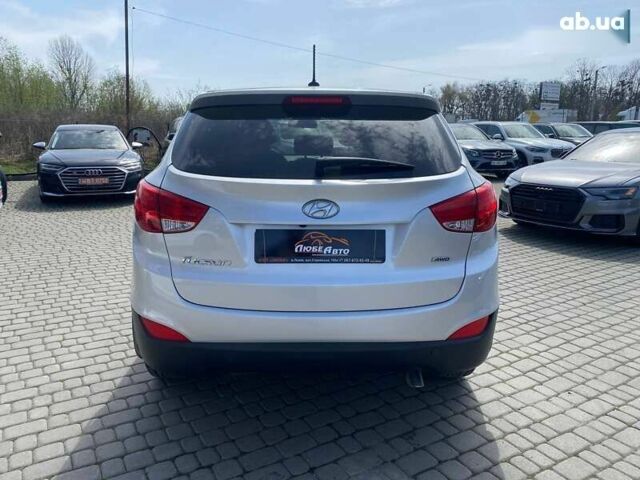 Хендай Туксон, об'ємом двигуна 2 л та пробігом 180 тис. км за 13900 $, фото 5 на Automoto.ua