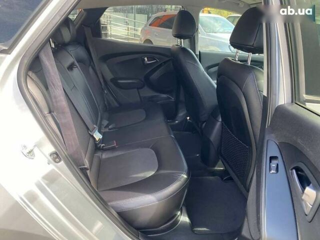 Хендай Туксон, об'ємом двигуна 2 л та пробігом 180 тис. км за 13900 $, фото 19 на Automoto.ua