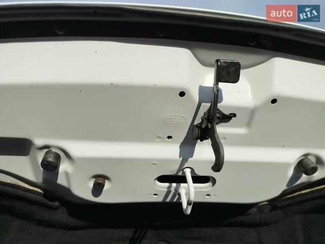 Хендай Туксон, объемом двигателя 1.6 л и пробегом 211 тыс. км за 11600 $, фото 38 на Automoto.ua