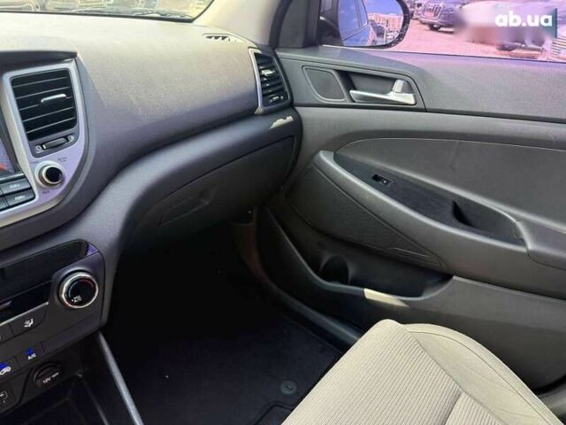 Хендай Туксон, об'ємом двигуна 1.7 л та пробігом 229 тис. км за 14900 $, фото 27 на Automoto.ua