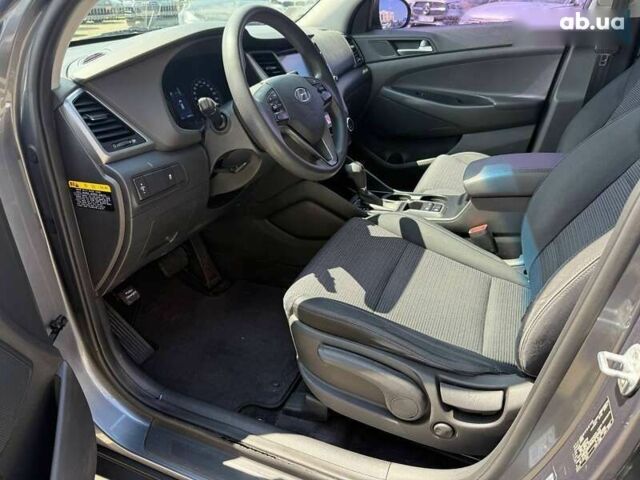 Хендай Туксон, об'ємом двигуна 1.7 л та пробігом 229 тис. км за 14900 $, фото 22 на Automoto.ua