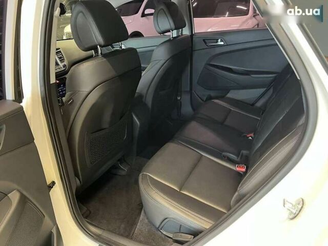 Хендай Туксон, объемом двигателя 2 л и пробегом 152 тыс. км за 18800 $, фото 18 на Automoto.ua