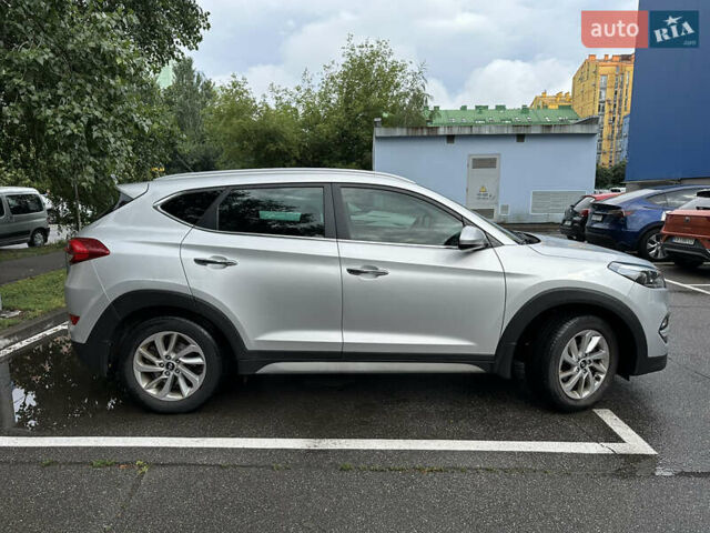 Хендай Туксон, об'ємом двигуна 2 л та пробігом 90 тис. км за 20500 $, фото 7 на Automoto.ua