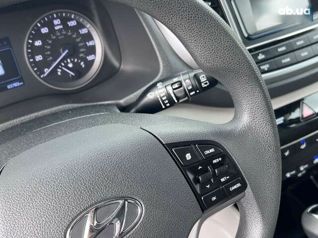 Хендай Туксон, объемом двигателя 2 л и пробегом 135 тыс. км за 14690 $, фото 27 на Automoto.ua