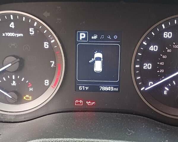 Хендай Туксон, объемом двигателя 2 л и пробегом 126 тыс. км за 15700 $, фото 7 на Automoto.ua