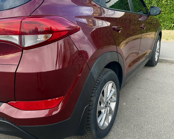 Хендай Туксон, объемом двигателя 2 л и пробегом 70 тыс. км за 16800 $, фото 5 на Automoto.ua